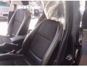 ASIENTO DELANTERO IZQUIERDO 