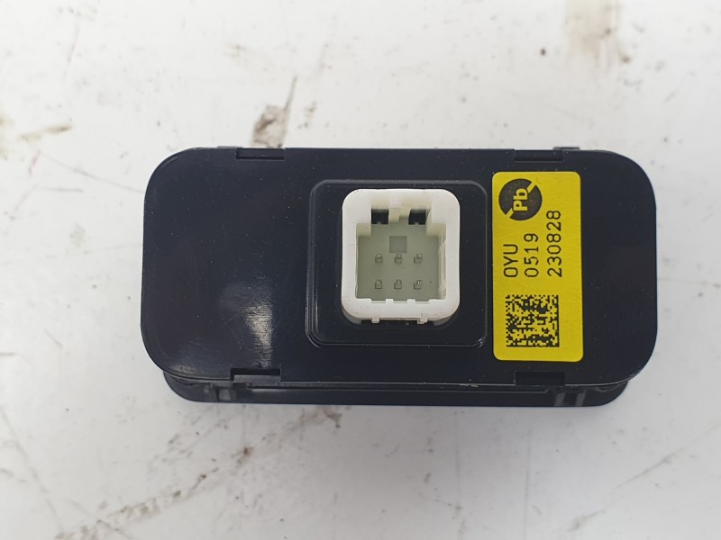 Recambio de interruptor para kia ev9 100 gt-line awd referencia OEM IAM  93740DO200 