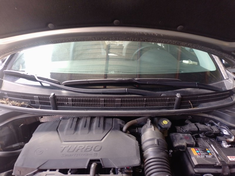 Recambio de brazo limpia delantero derecho para kia stonic (yb) 1.0 t-gdi eco-dynamics+ referencia OEM IAM   