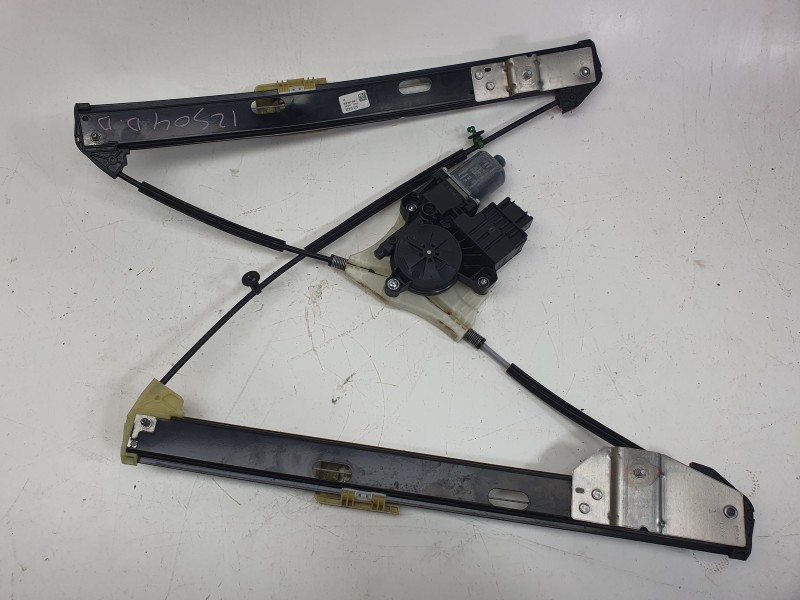 Recambio de elevalunas delantero derecho para seat arona (kj7, kjp) 1.0 tsi referencia OEM IAM 0130822064 6F9837462E 