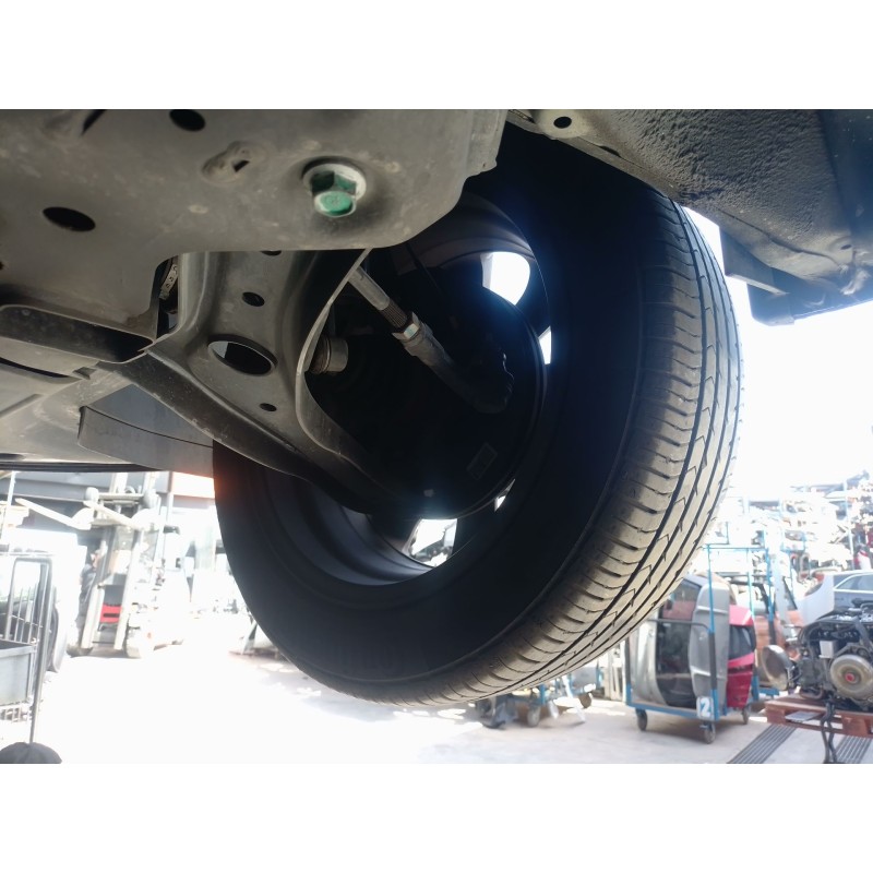 Recambio de mangueta delantera derecha para kia stonic (yb) 1.0 t-gdi eco-dynamics+ referencia OEM IAM   