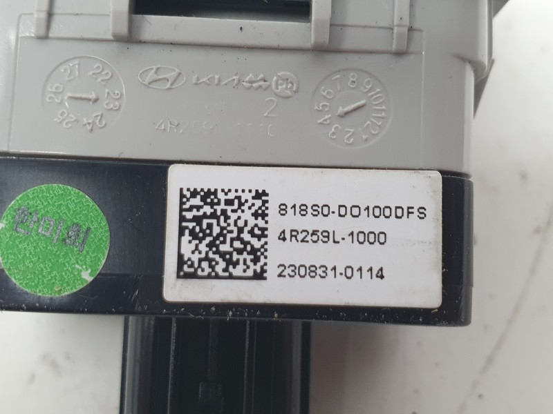 Recambio de interruptor para kia ev9 100 gt-line awd referencia OEM IAM  818S0DO100DFS 