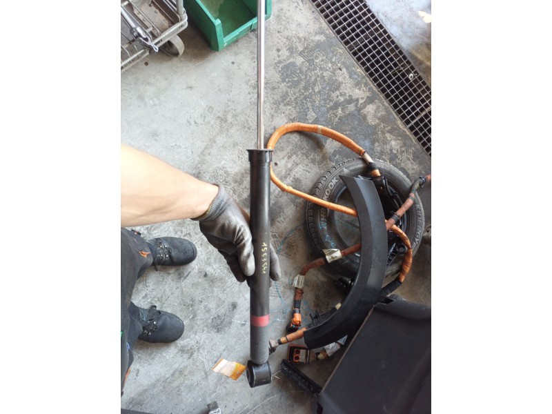 Recambio de amortiguador trasero izquierdo para nissan juke (f16_) 1.6 hybrid referencia OEM IAM 562106PA0A  
