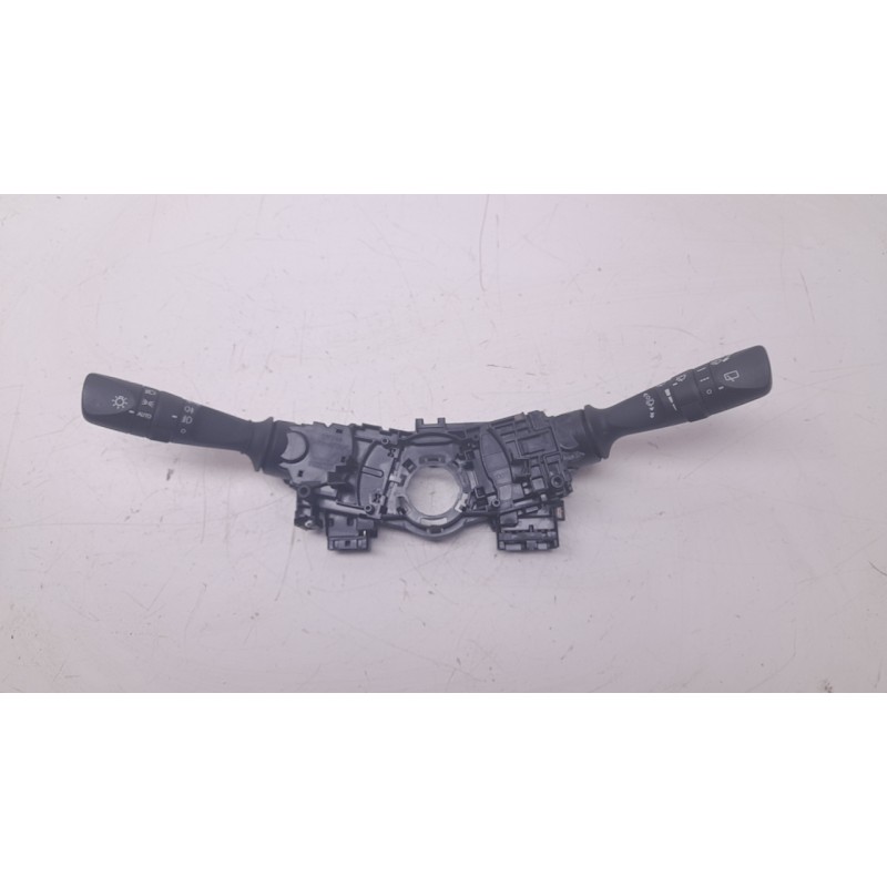 Recambio de mando multifuncion para toyota land cruiser prado (_j15_) 2.8 d-4d (gdj155, gdj150) referencia OEM IAM 4200171437  