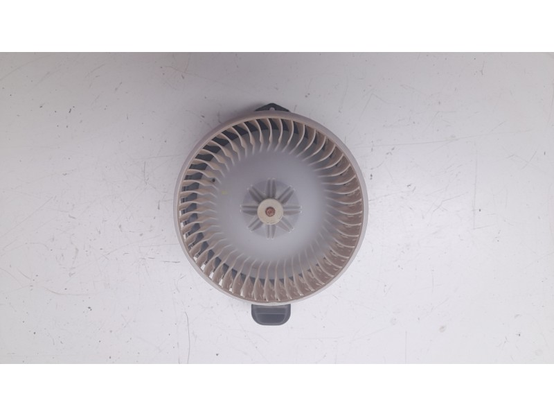 Recambio de ventilador calefaccion para toyota land cruiser prado (_j15_) 2.8 d-4d (gdj155, gdj150) referencia OEM IAM  87103604