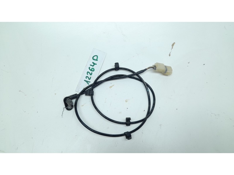 Recambio de sensor abs para triumph street triple 765 rs street triple 765 rs referencia OEM IAM  T2022799 