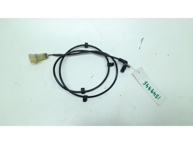 Recambio de sensor abs para triumph street triple 765 rs street triple 765 rs referencia OEM IAM  T2022799 
