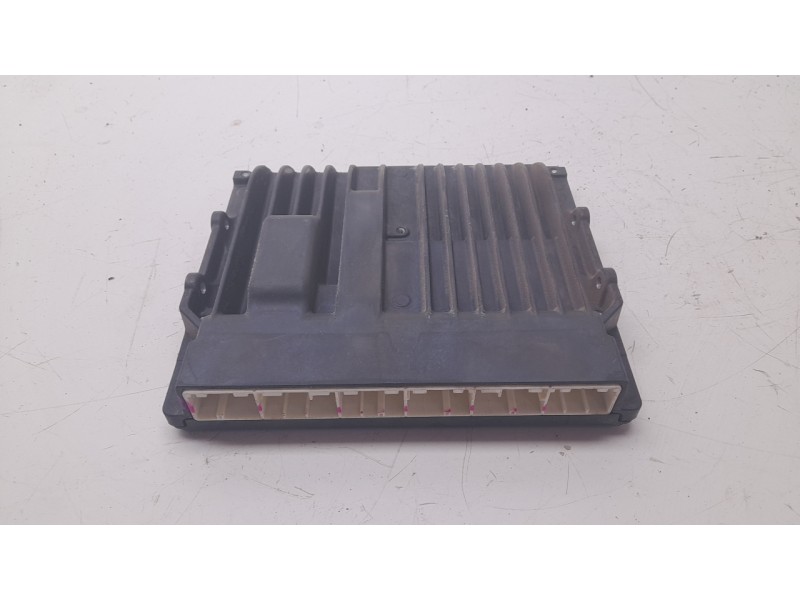 Recambio de centralita motor uce para toyota land cruiser prado (_j15_) 2.8 d-4d (gdj155, gdj150) referencia OEM IAM 6764003192 