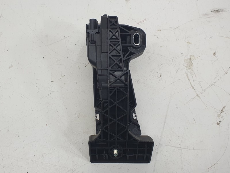 Recambio de potenciometro pedal para kia ev9 100 gt-line awd referencia OEM IAM   