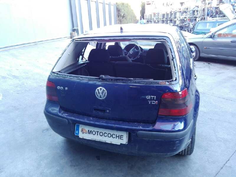 volkswagen golf iv berlina (1j1) del año 2001