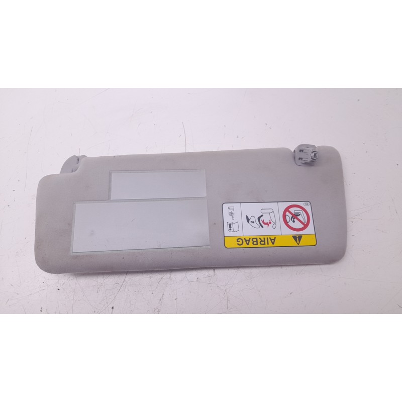 Recambio de parasol derecho para toyota land cruiser prado (_j15_) 2.8 d-4d (gdj155, gdj150) referencia OEM IAM  7431060J50B0 