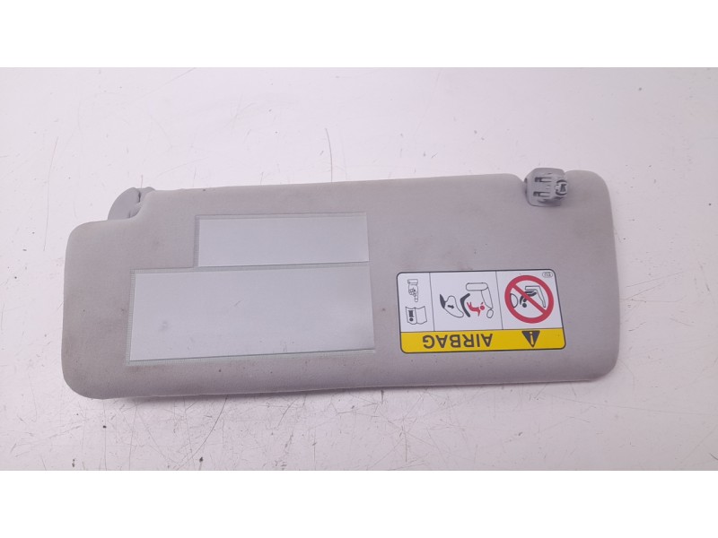 Recambio de parasol derecho para toyota land cruiser prado (_j15_) 2.8 d-4d (gdj155, gdj150) referencia OEM IAM  7431060J50B0 