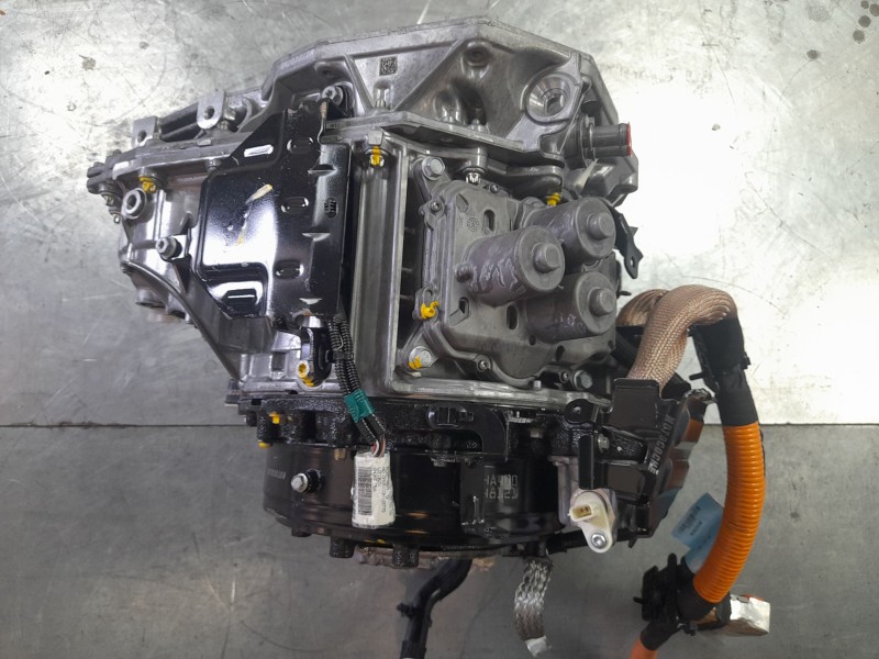 Recambio de caja cambios para renault captur e-tech hybrid referencia OEM IAM  320104472R 