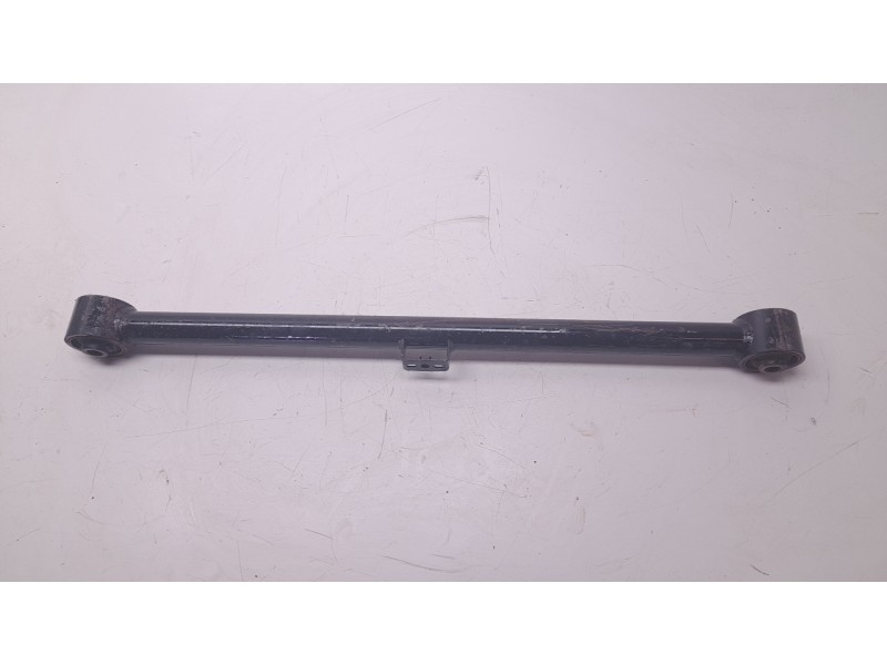 Recambio de tirante trasero derecho para toyota land cruiser prado (_j15_) 2.8 d-4d (gdj155, gdj150) referencia OEM IAM  4872035