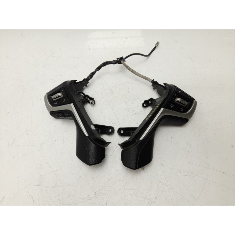 Recambio de mando volante para toyota land cruiser prado (_j15_) 2.8 d-4d (gdj155, gdj150) referencia OEM IAM  8425060410C0 