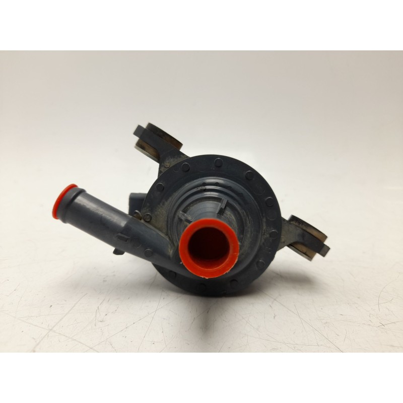 Recambio de bomba agua para toyota land cruiser prado (_j15_) 2.8 d-4d (gdj155, gdj150) referencia OEM IAM  161B047010 