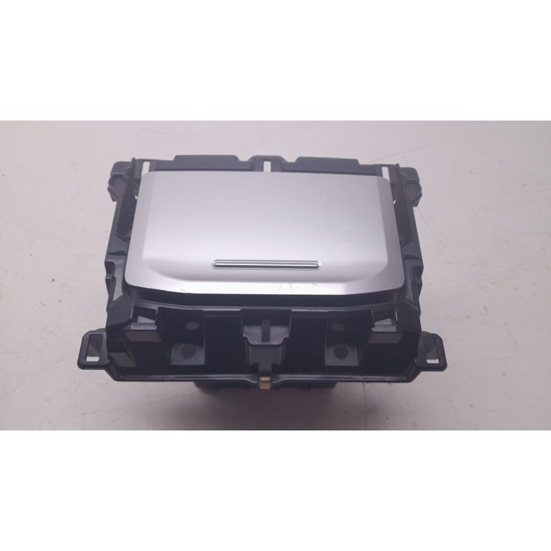 Recambio de guantera para toyota land cruiser prado (_j15_) 2.8 d-4d (gdj155, gdj150) referencia OEM IAM  GN69106250 