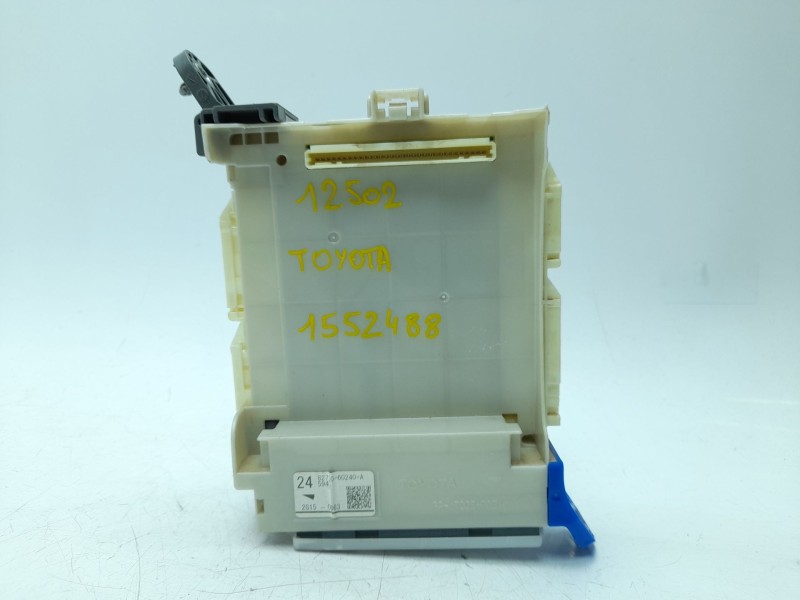 Recambio de caja reles / fusibles para toyota land cruiser prado (_j15_) 2.8 d-4d (gdj155, gdj150) referencia OEM IAM  827306024
