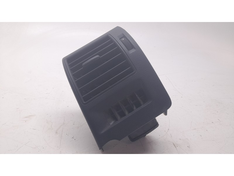 Recambio de aireador derecho para toyota land cruiser prado (_j15_) 2.8 d-4d (gdj155, gdj150) referencia OEM IAM  5566060440 