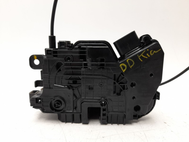 Recambio de cerradura puerta delantera derecha para kia ev9 100 gt-line awd referencia OEM IAM  81320DO010 