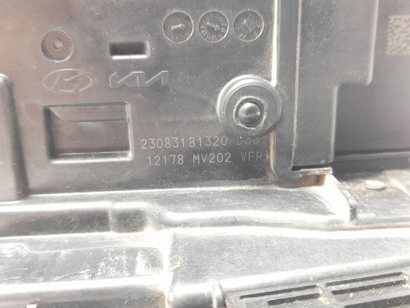 Recambio de cerradura puerta delantera derecha para kia ev9 100 gt-line awd referencia OEM IAM  81320DO010 
