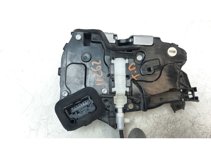 Recambio de cerradura puerta trasera derecha para volkswagen t-cross 1.0 tsi referencia OEM IAM 10A839016  