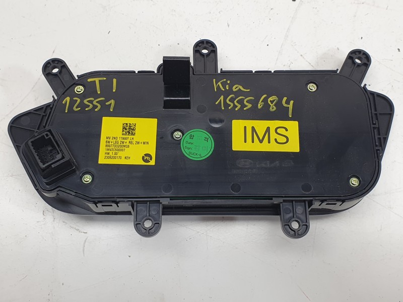 Recambio de mando asiento trasero izquierdo para kia ev9 100 gt-line awd referencia OEM IAM  89977DO200 
