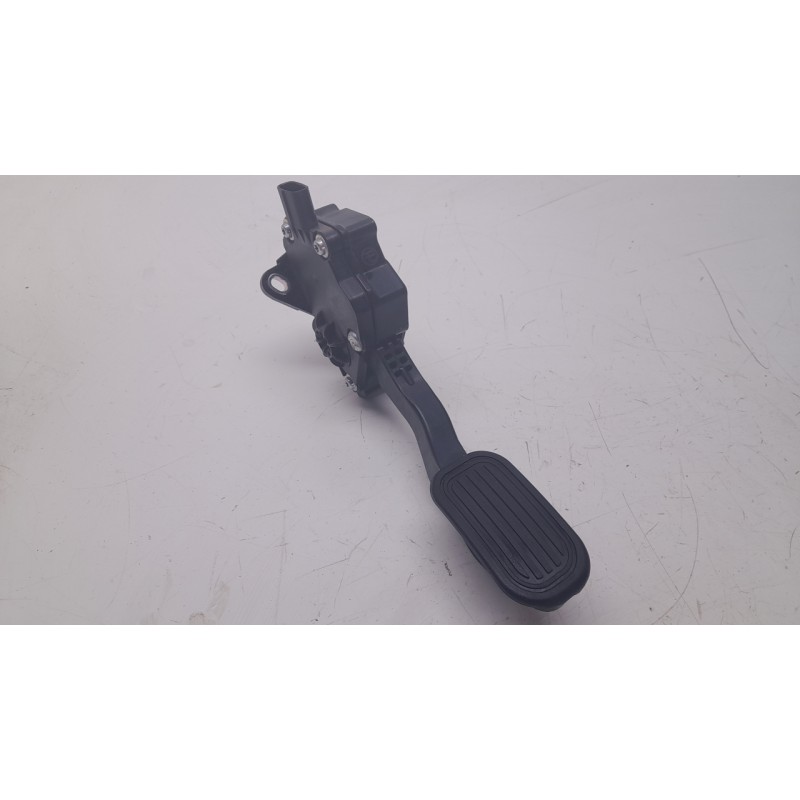 Recambio de potenciometro pedal para toyota land cruiser prado (_j15_) 2.8 d-4d (gdj155, gdj150) referencia OEM IAM 1988001630 7