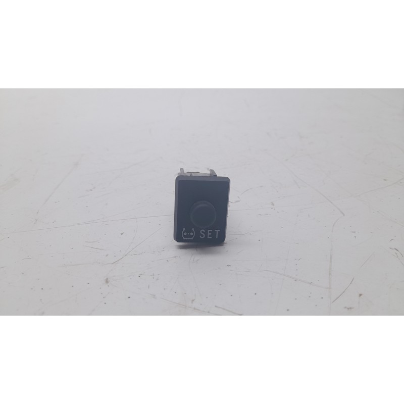 Recambio de interruptor para toyota land cruiser prado (_j15_) 2.8 d-4d (gdj155, gdj150) referencia OEM IAM 84746AE010  