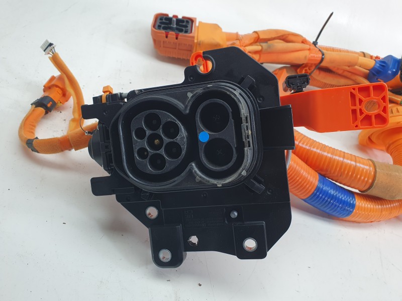 Recambio de cableado electrico para kia ev9 100 gt-line awd referencia OEM IAM  91684DO020A 