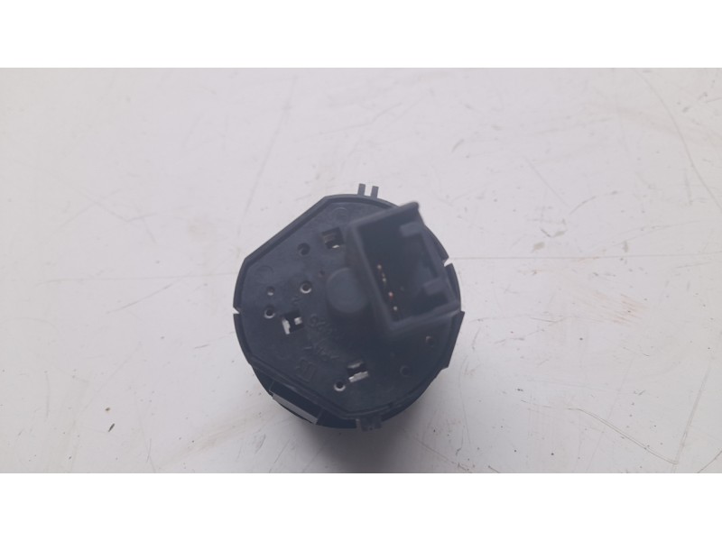 Recambio de mando multifuncion para toyota land cruiser prado (_j15_) 2.8 d-4d (gdj155, gdj150) referencia OEM IAM  8422360020 