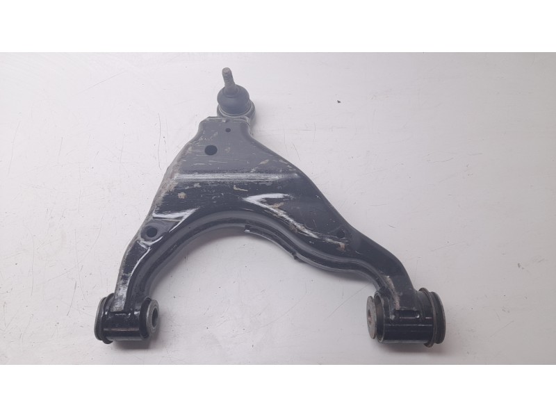 Recambio de brazo suspension inferior delantero izquierdo para toyota land cruiser prado (_j15_) 2.8 d-4d (gdj155, gdj150) refer