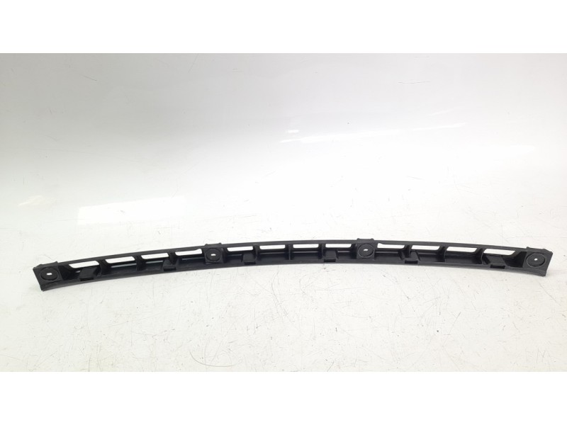Recambio de moldura para volkswagen polo (6c1) crosspolo referencia OEM IAM 6R6807863B  