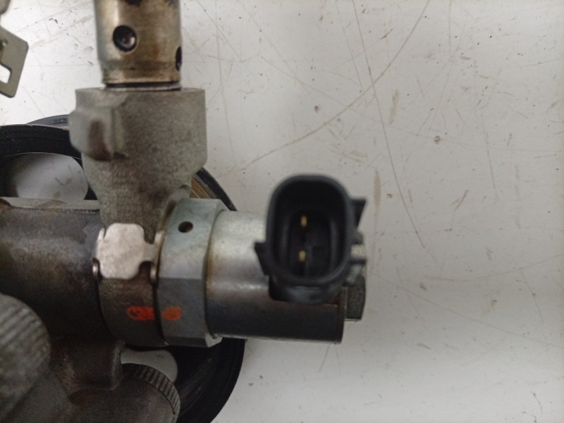 Recambio de bomba direccion para toyota land cruiser prado (_j15_) 2.8 d-4d (gdj155, gdj150) referencia OEM IAM  4431060681 