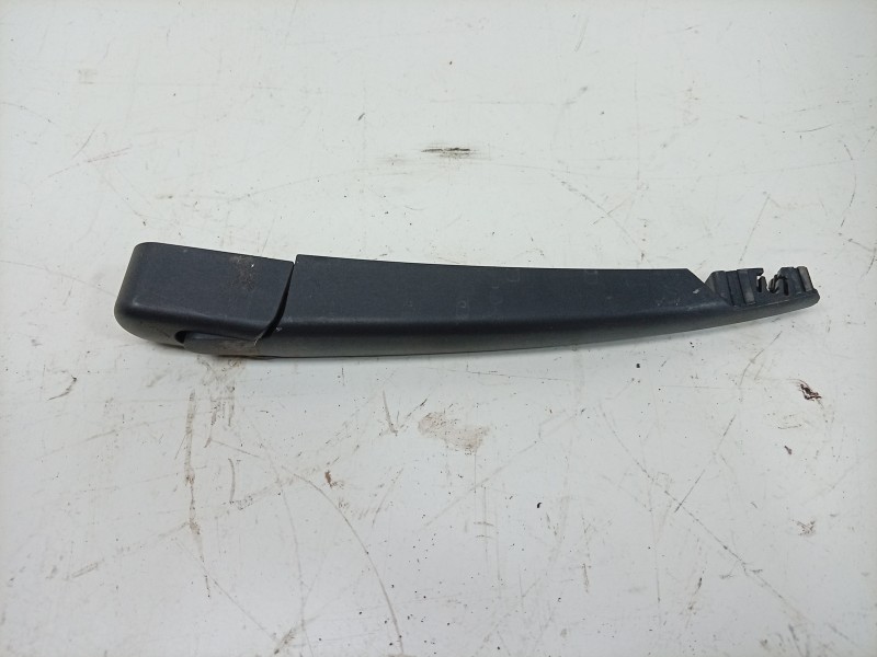 Recambio de brazo limpia trasero para opel crossland x / crossland (p17, p2qo) 1.2 (75) referencia OEM IAM  13478261 