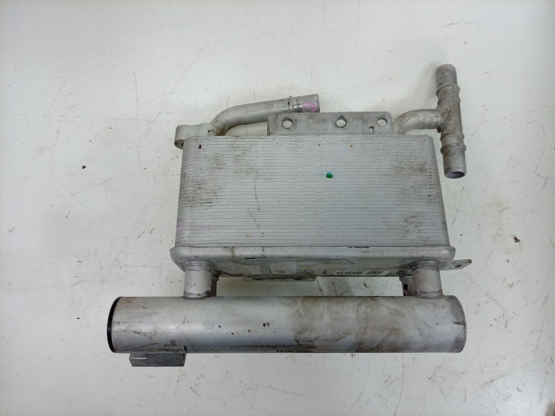 Recambio de radiador calefaccion / aire acondicionado para kia ev9 100 gt-line awd referencia OEM IAM 976W6DO550 97606DO550 