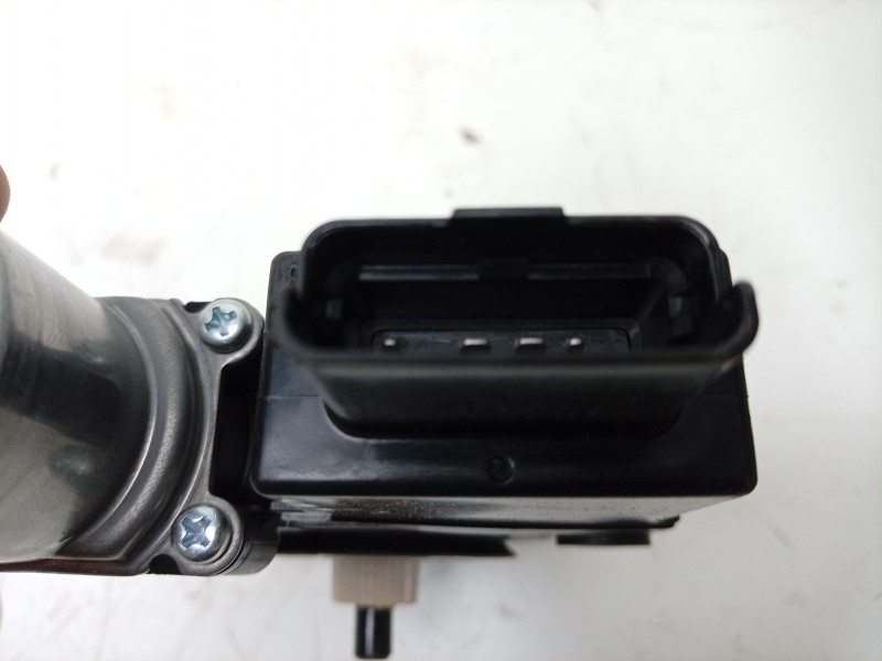 Recambio de motor elevalunas delantero derecho para kia ev9 100 gt-line awd referencia OEM IAM  82460DO210 