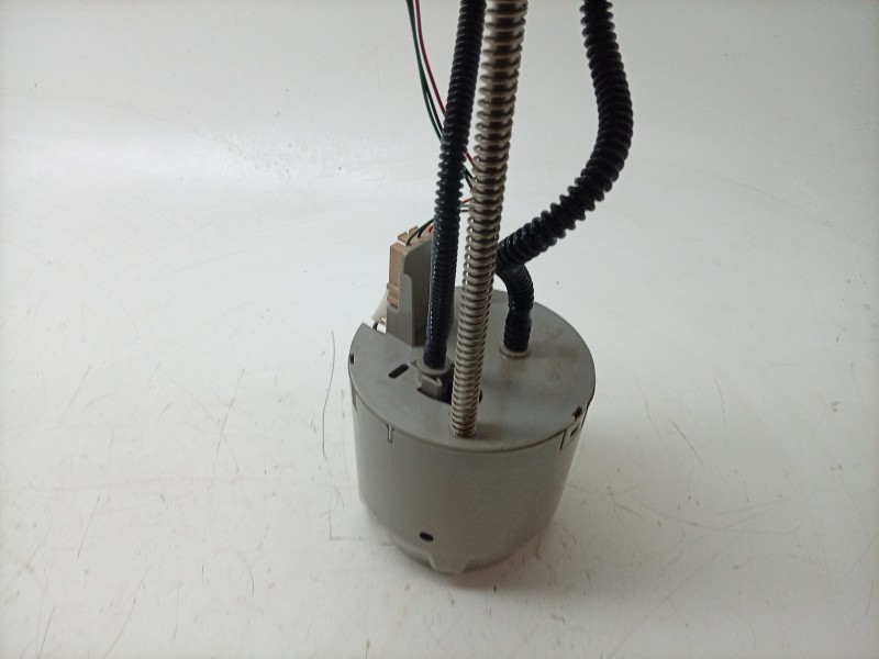 Recambio de bomba combustible para toyota land cruiser prado (_j15_) 2.8 d-4d (gdj155, gdj150) referencia OEM IAM  7701060270 