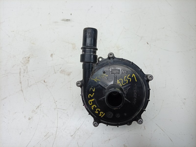 Recambio de bomba agua para kia ev9 100 gt-line awd referencia OEM IAM  369000EKM0 