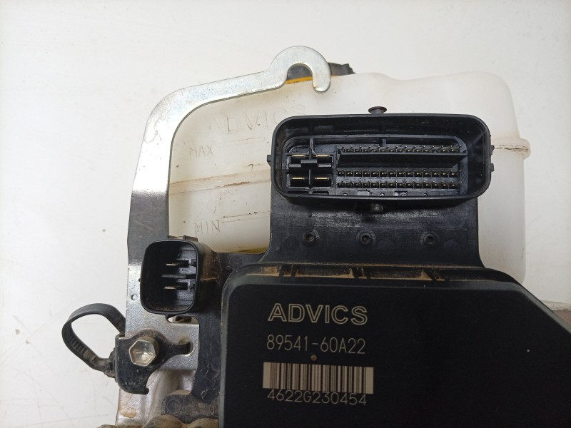 Recambio de abs para toyota land cruiser prado (_j15_) 2.8 d-4d (gdj155, gdj150) referencia OEM IAM  4702560702 