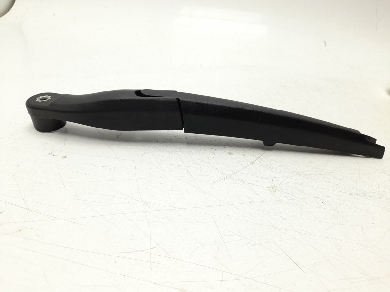 Recambio de brazo limpia trasero para kia ev9 100 gt-line awd referencia OEM IAM  98820DO000 