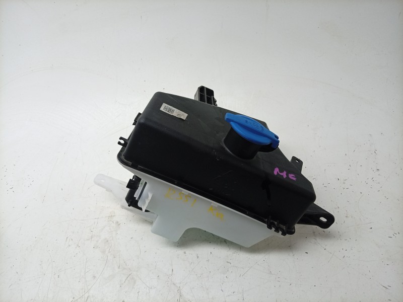 Recambio de deposito limpia para kia ev9 100 gt-line awd referencia OEM IAM  98610DO000 