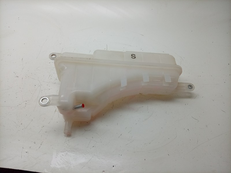 Recambio de deposito expansion para toyota land cruiser prado (_j15_) 2.8 d-4d (gdj155, gdj150) referencia OEM IAM  1647011150 