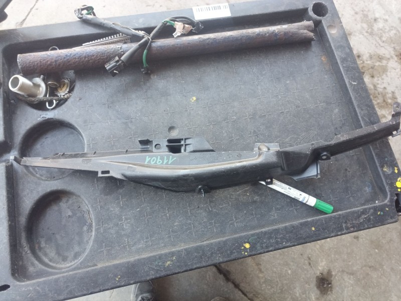 Recambio de moldura para honda crf 1100l africa twin africa twin referencia OEM IAM  83620MLNE00 