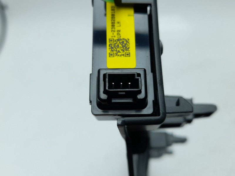 Recambio de moldura para kia ev9 100 gt-line awd referencia OEM IAM  B5633528101 