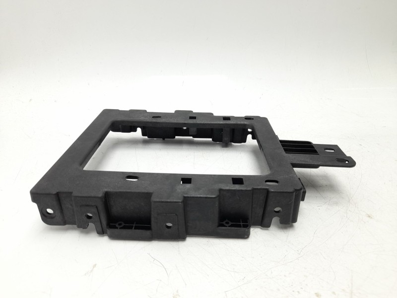 Recambio de moldura para kia ev9 100 gt-line awd referencia OEM IAM  B5633551110 