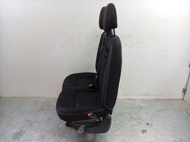 Recambio de asiento delantero derecho para toyota proace max referencia OEM IAM  1648431080 
