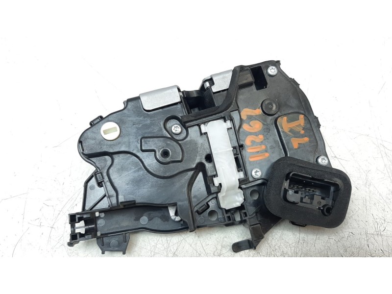 Recambio de cerradura puerta trasera izquierda para volkswagen t-cross 1.0 tsi referencia OEM IAM 10A839015  