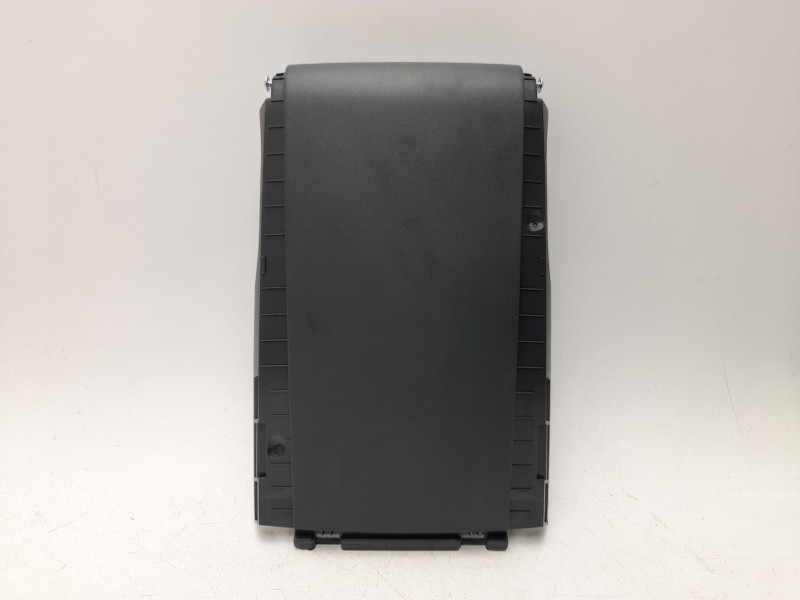 Recambio de moldura para kia ev9 100 gt-line awd referencia OEM IAM  846F2DO000DFS 