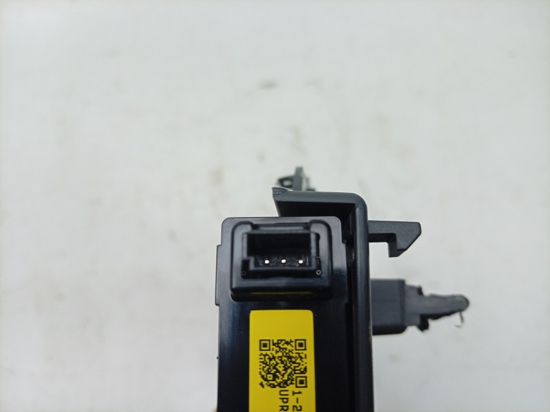 Recambio de moldura para kia ev9 100 gt-line awd referencia OEM IAM  84615DO110 